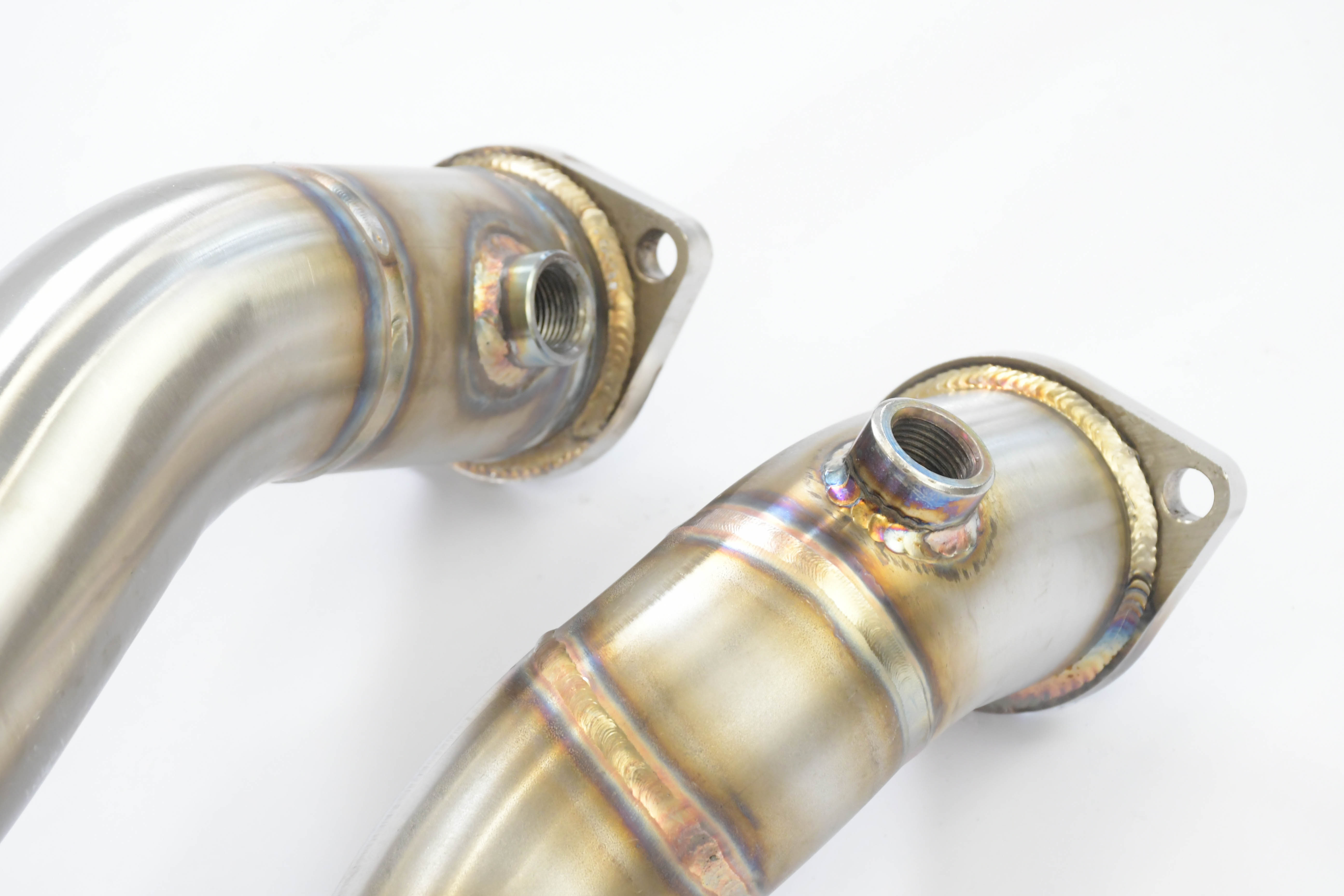 Kit tubi turbina<br>(sostituisce pre-catalizzatore)<br>(Guida a destra / sinistra)<br>Per modelli xi (4x4)