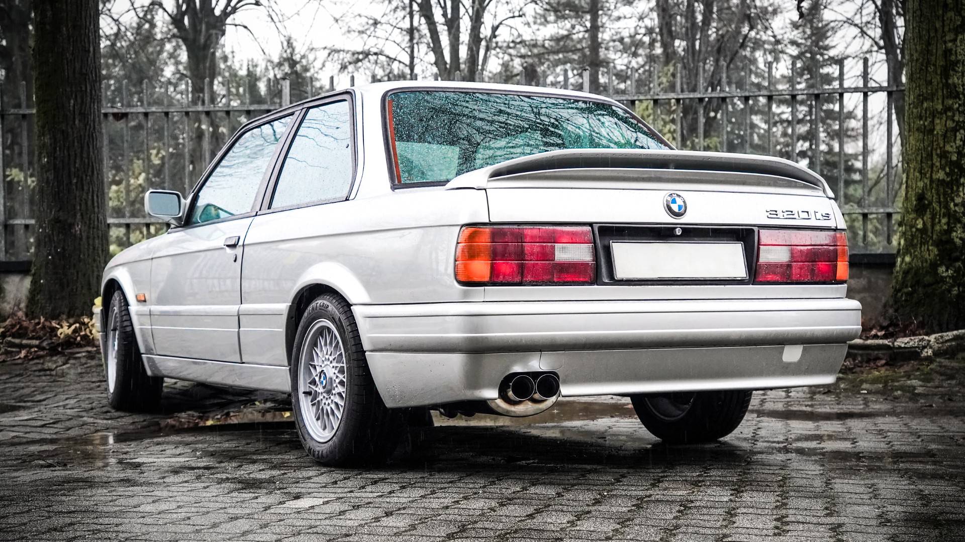 BMW E30 320is 4 cyl. (Motore S14 - 192 Hp) (Berlina - Coupé) '87 -> '91