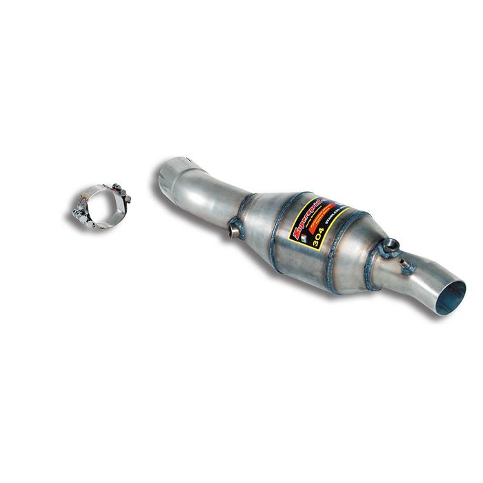 Scarico anteriore sinistro con catalizzatore metallico.