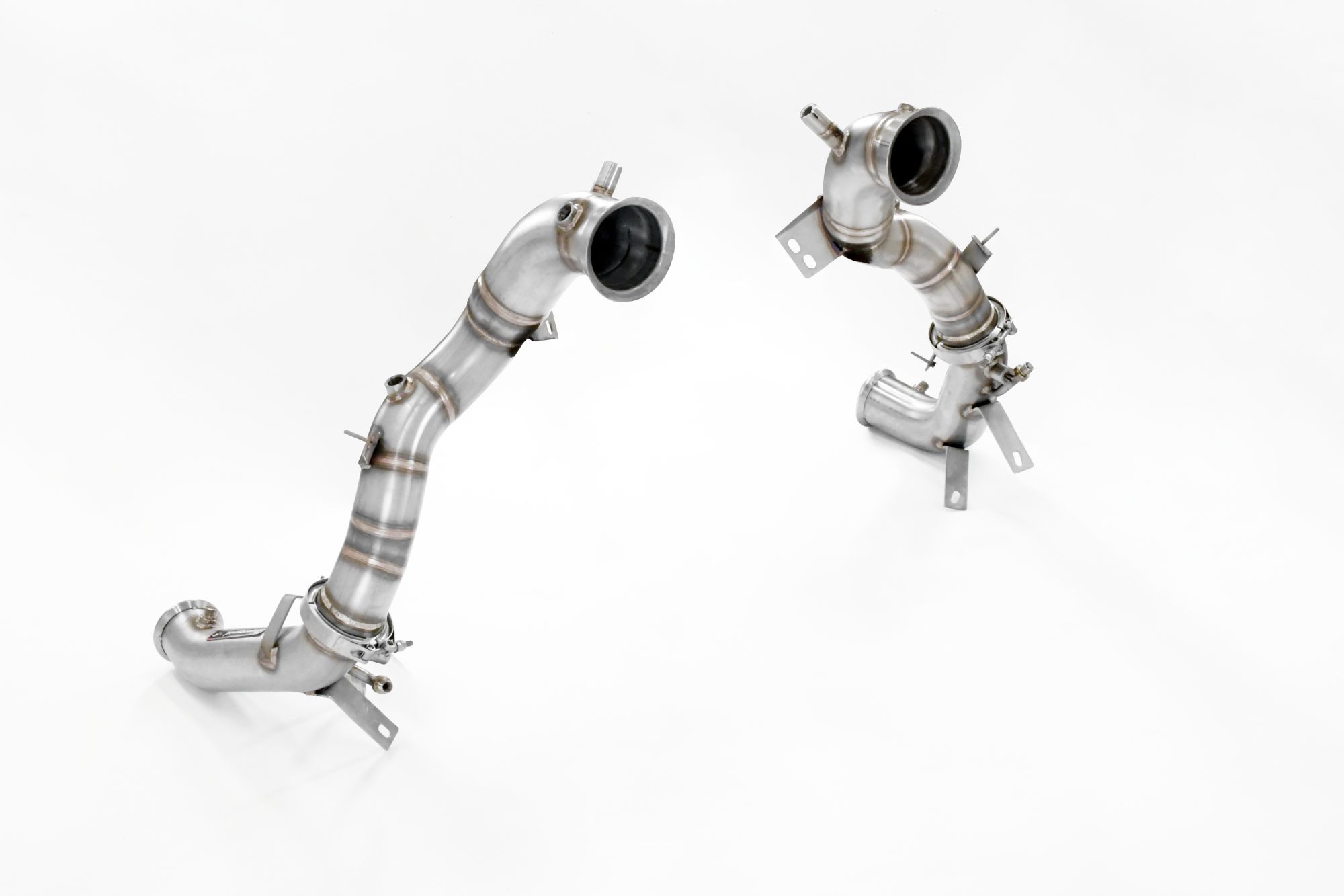 Kit downpipe Destro + Sinistro<br>(Sostituisce catalizzatore + GPF)<br>Con prese per sensori di pressione / EGT