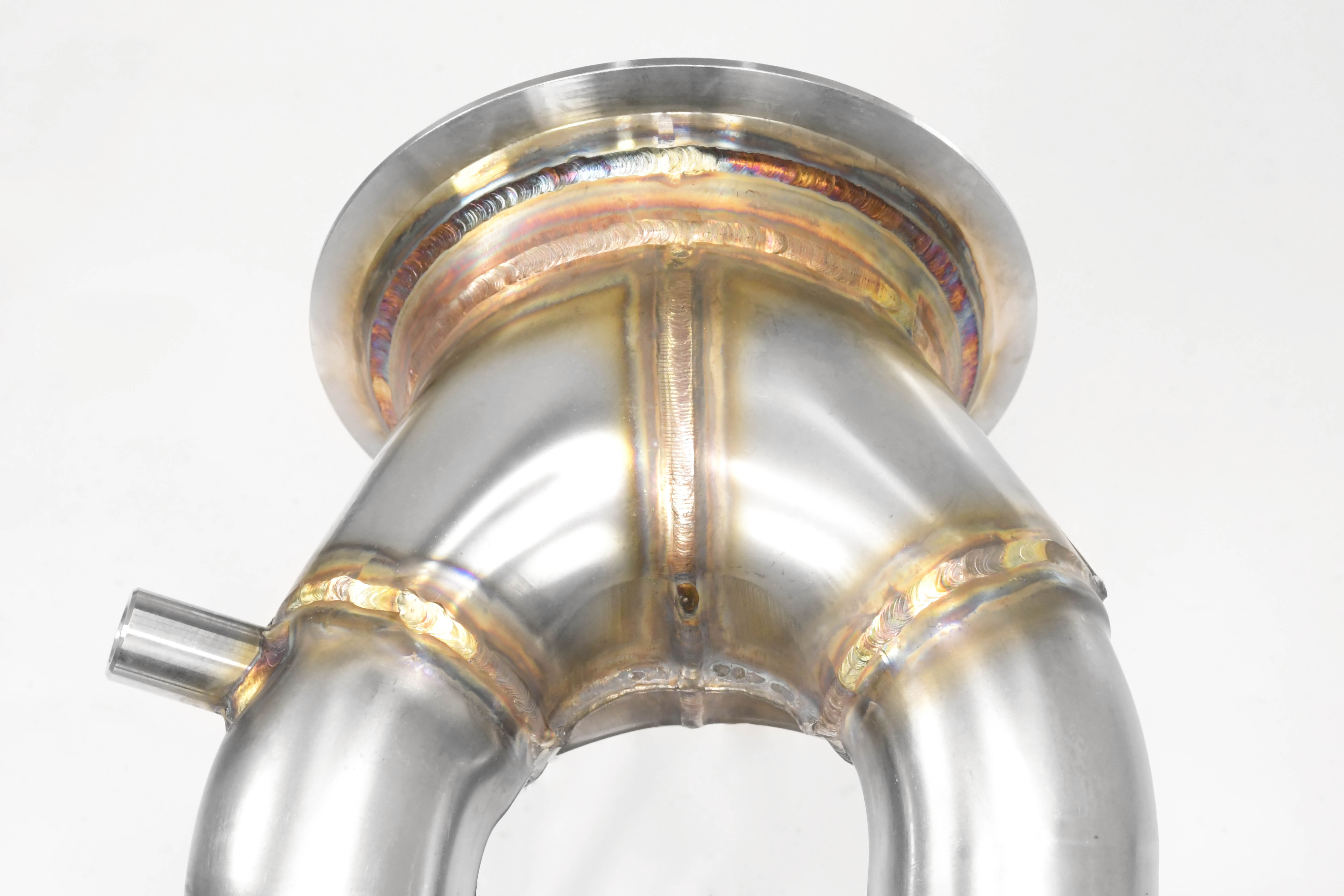 Downpipe<br>Elimina catalizzatore + GPF<br>(Guida a destra / sinistra)   