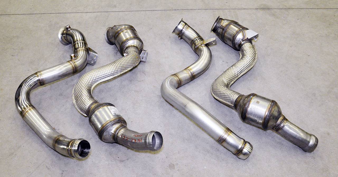 Kit downpipe Destro + Sinistro<br>(Elimina catalizzatore primario e secondario)