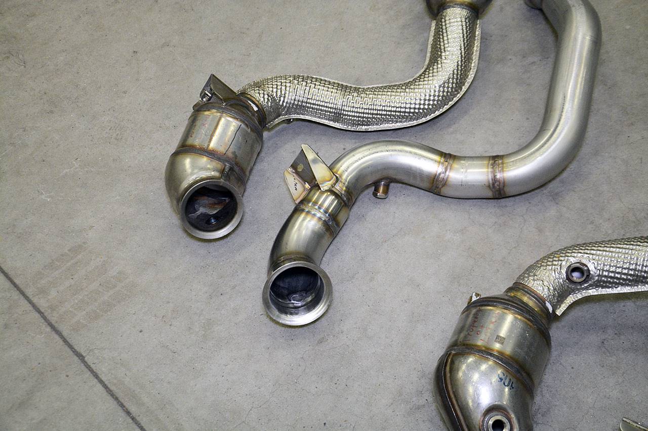 Kit downpipe Destro + Sinistro<br>(Elimina catalizzatore primario e secondario)