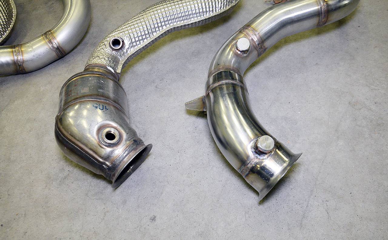 Kit downpipe Destro + Sinistro<br>(Elimina catalizzatore primario e secondario)