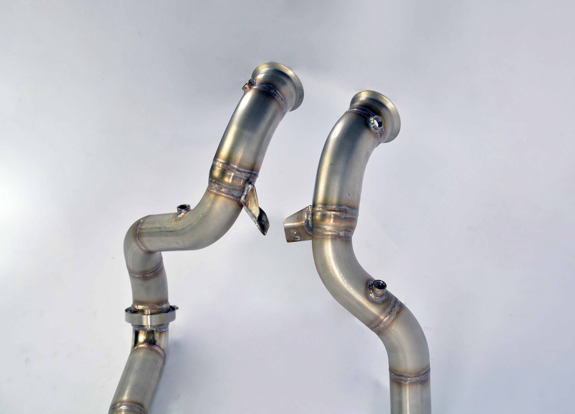Kit downpipe Destro + Sinistro<br>(Sostituisce catalizzatore) (RHD - LHD)