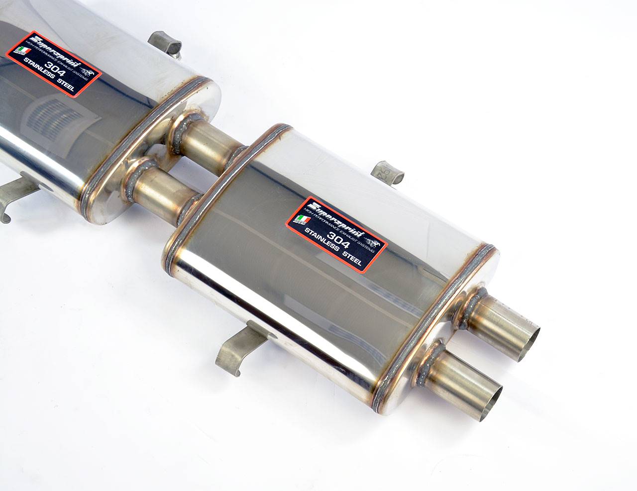 Scarico anteriore + centrale sinistro (3 Silenziatori)<br>Disponibile su richiesta
