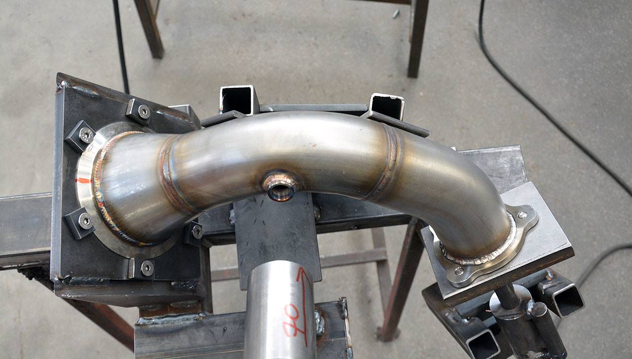 Kit downpipe Destro + Sinistro<br>(Sostituisce catalizzatore)<br>(Guida a sinistra / destra)