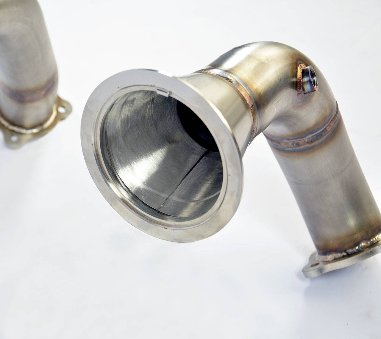 Kit downpipe Destro + Sinistro<br>(Sostituisce catalizzatore)<br>(Guida a sinistra / destra)
