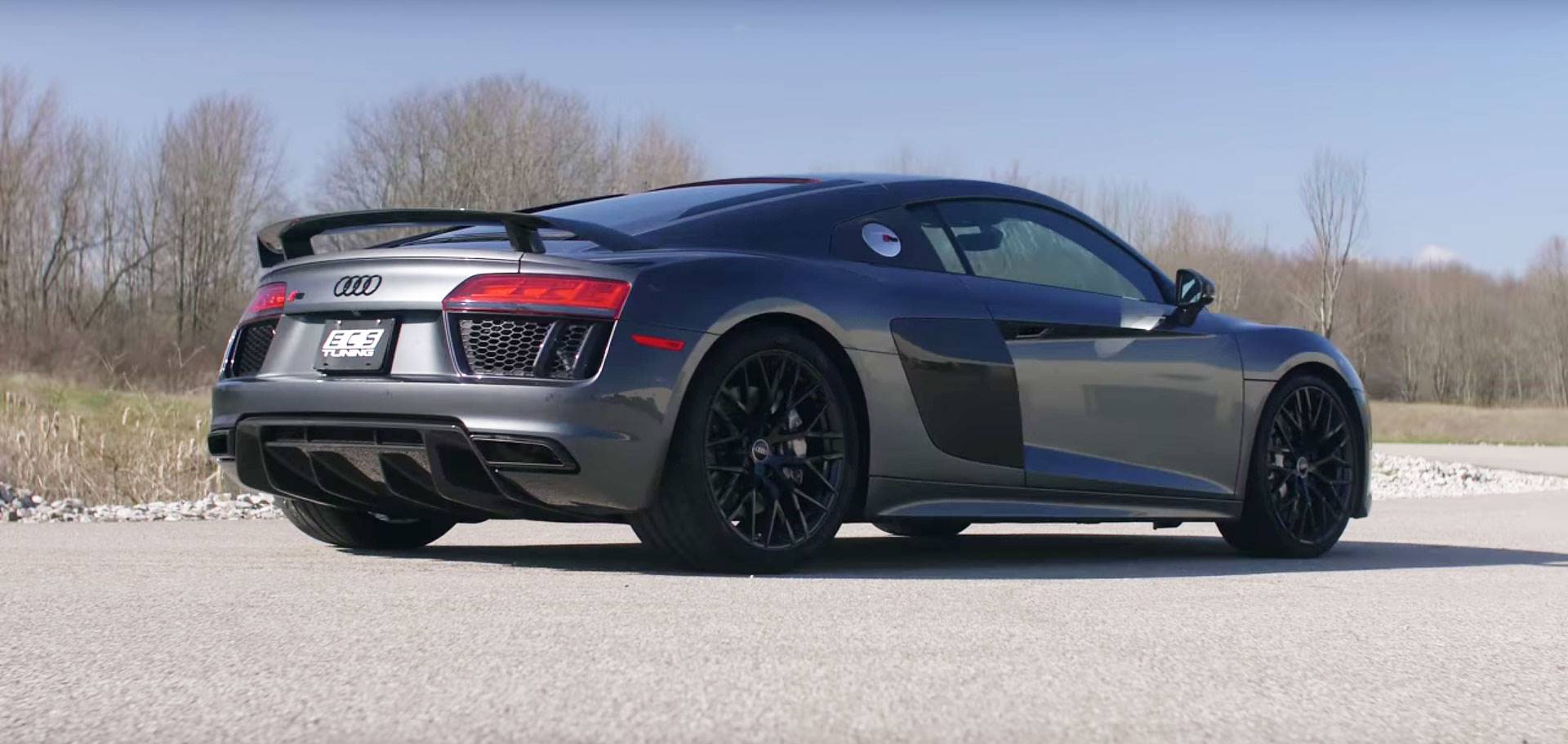 AUDI R8 Plus Coupé 5.2 FSI V10 (610 Hp) - Impianto di scarico Supersprint con valvole